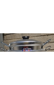 Alüminyum 32 Cm Metal Saplı Karnıyarık Tencere