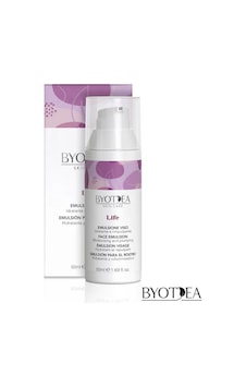Byotea Life Spf Korumalı Nemlendirici Dolgunlaştırıcı E A Vitamini Aloe Vera Yüz Emülsiyonu 50ml Byotea Life Spf Korumalı Nemlendirici Dolgunlaştırıcı E A Vitamini Aloe Vera Yüz Emülsiyonu 50ml