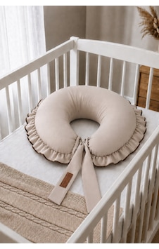 Fırfırlı Emzirme Yastığı, Bebek Destek Minderi, Hamile Yastığı, Pamuk Kumaş, Ruffle Seri, Sand Rengi Fırfırlı Emzirme Yastığı, Bebek Destek Minderi, Hamile Yastığı, Pamuk Kumaş, Ruffle Seri, Sand Rengi