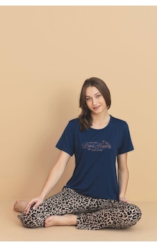 Pijamerry Kadın Bisiklet Yaka Milan Kumaş Likralı Kısa Kollu Pijama Takımı 5944 - 1 Adet Lacivert Pijamerry Kadın Bisiklet Yaka Milan Kumaş Likralı Kısa Kollu Pijama Takımı 5944 - 1 Adet Lacivert