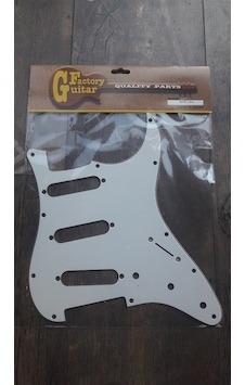 Domo Stp-1W3 Beyaz Sss Strat Pickguard Domo Stp-1W3 Beyaz Sss Strat Pickguard