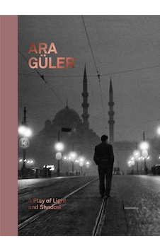 Thames & Hudson Ara Güler A Play Of Light And Shadow 978946466629 Thames & Hudson Ara Güler A Play Of Light And Shadow 978946466629