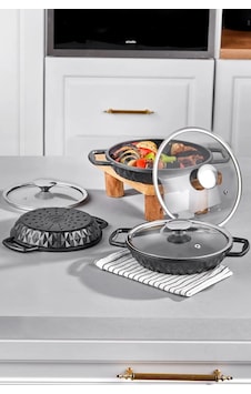 Taç Bella Döküm Cam Kapaklı 3'lü Sahan Seti 18-20-22 Cm Tac-8063 Taç Bella Döküm Cam Kapaklı 3'lü Sahan Seti 18-20-22 Cm Tac-8063