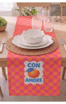 Con Amore Baskılı Runner 40x140 Cm Çok Renkli