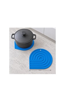 Monolıth Labirent %100 Silikon Nihale 18 Cm Mavi Çok Renkli Monolıth Labirent %100 Silikon Nihale 18 Cm Mavi Çok Renkli