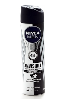 Nivea Black & White Power Erkek Sprey Deodorant 150 ML Nivea Black & White Power Erkek Sprey Deodorant 150 ML