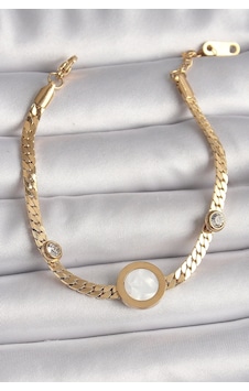 316l Çelik Gold Renk Yassı Zincir Model Zirkon Taş Detaylı Beyaz Mineli Madalyon Model Kadın Bilekli 316l Çelik Gold Renk Yassı Zincir Model Zirkon Taş Detaylı Beyaz Mineli Madalyon Model Kadın Bilekli