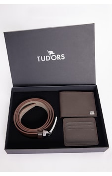 Tudors Özel Kutulu Erkek 3'lü Set Hediyelik - Çeyizlik - Cüzdan, Kartlık Ve Kemer Seti-52846 Kahverengi Tudors Özel Kutulu Erkek 3'lü Set Hediyelik - Çeyizlik - Cüzdan, Kartlık Ve Kemer Seti-52846 Kahverengi