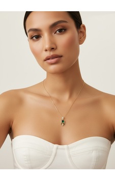 Valmont Accessories Kadın Altın Renk Yeşil Taşlı Geometrik Uçlu Kolye Valmont Accessories Kadın Altın Renk Yeşil Taşlı Geometrik Uçlu Kolye