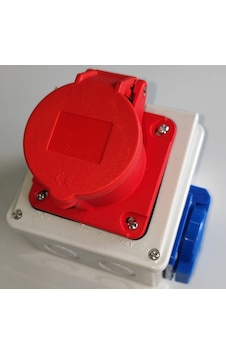 Kaim Z00552f ,4x16-amper + 1x16-amper Duvar Priz Kaim Z00552f ,4x16-amper + 1x16-amper Duvar Priz