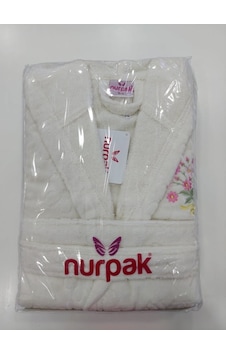 Nurpak Kadife Jakarlı Çocuk Bornozu Krem Nurpak Kadife Jakarlı Çocuk Bornozu Krem
