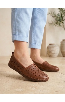 Beren Hakiki Deri Taba Kadın Babet Ortopedik Taban Lazer Delikli Slip-on Comfort Ayakkabı Beren Hakiki Deri Taba Kadın Babet Ortopedik Taban Lazer Delikli Slip-on Comfort Ayakkabı