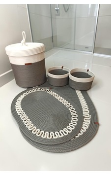 El Yapımı Dekoratif Örgülü Model 5'li Banyo Seti 2 Li Paspas 50x80 Cm Ve 40x60 Cm + Sepetler 18x18 Cm & Çamaşır Sepeti 35x33 Cm Gri El Yapımı Dekoratif Örgülü Model 5'li Banyo Seti 2 Li Paspas 50x80 Cm Ve 40x60 Cm + Sepetler 18x18 Cm & Çamaşır Sepeti 35x33 Cm Gri
