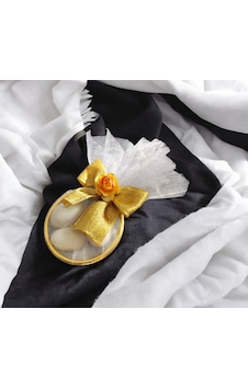 50 Adet Tül İçerisinde Nikah Şekeri 50 Adet Tül İçerisinde Nikah Şekeri