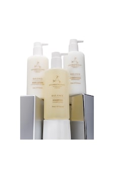 Aromatherapy Associates Balance Şampuan 300 ML + Saç Kremi 300 ML + Vücut Losyonu 300 ML Aromatherapy Associates Balance Şampuan 300 ML + Saç Kremi 300 ML + Vücut Losyonu 300 ML