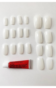 20 Adet Naturel Badem Takma Tırnak Ve Yapıştırıcı 20 Adet Naturel Badem Takma Tırnak Ve Yapıştırıcı