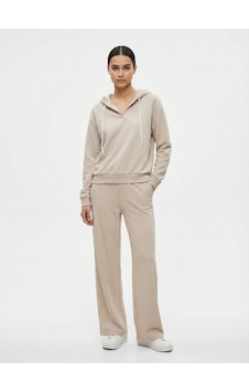 LTB V Yaka Oversize Kapüşonlu Krem Sweatshırt Çok Renkli LTB V Yaka Oversize Kapüşonlu Krem Sweatshırt Çok Renkli