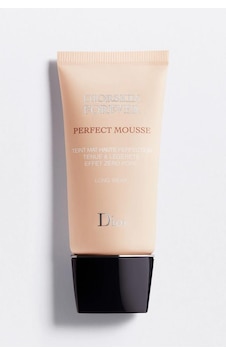 Dior Diorskin Forever Perfect Mousse Fondöten 30 Medium Beige Dior Diorskin Forever Perfect Mousse Fondöten 30 Medium Beige