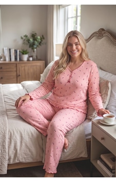 Seboteks Raporlu İnterlok Kumaş Yakası Düğmeli Kışlık Büyük Beden Kadın Pijama Takımı 2900 Somon Seboteks Raporlu İnterlok Kumaş Yakası Düğmeli Kışlık Büyük Beden Kadın Pijama Takımı 2900 Somon
