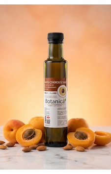 Botanica %100 Saf Kayısı Çekirdeği Yağı Vücut Masajı Nemlendirici Doğal Bitkisel Ekonomik Aile Boyu 250 Ml 250 ML Botanica %100 Saf Kayısı Çekirdeği Yağı Vücut Masajı Nemlendirici Doğal Bitkisel Ekonomik Aile Boyu 250 Ml 250 ML