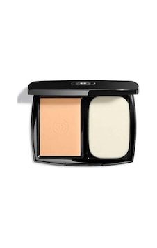 Chanel Le Teint Ultra Ultrawear Flawless Compact Fondöten B50 Chanel Le Teint Ultra Ultrawear Flawless Compact Fondöten B50