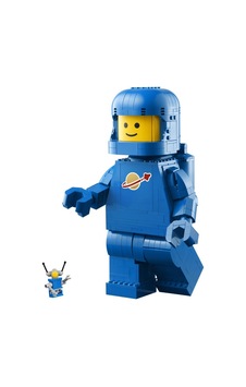 Lego 40921 Büyük Mini Figür Mavi Astronot Lego 40921 Büyük Mini Figür Mavi Astronot
