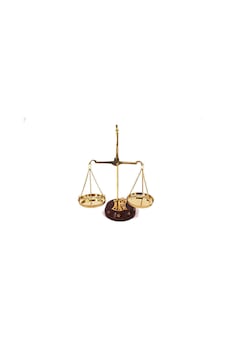 Adalet Terazisi Ahşap 20gr. Adalet Terazisi Ahşap 20gr.