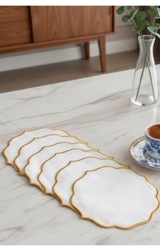6 Adet Keten Kumaş Üzeri Nakışlı Kahve Yanı Sunumluk Kokteyl Peçetesi & Bardak Altlığı Gold - 777042675 6 Adet Keten Kumaş Üzeri Nakışlı Kahve Yanı Sunumluk Kokteyl Peçetesi & Bardak Altlığı Gold - 777042675