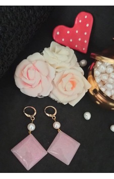 24k Altın Kaplama Gerçek İnci Kare Sedef Pembe Akrilik Detaylı Ta 24k Altın Kaplama Gerçek İnci Kare Sedef Pembe Akrilik Detaylı Ta