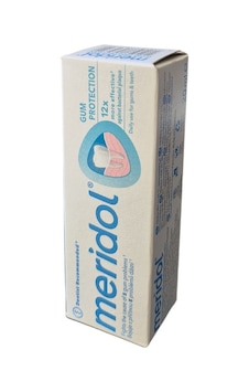 Meridol Mouthwash Mini - Ağız Çalkalama Suyu 20 Ml Meridol Mouthwash Mini - Ağız Çalkalama Suyu 20 Ml