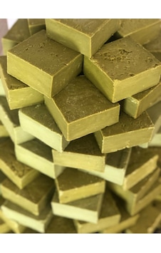 Hakiki Doğal Yeşil Bıttım Menengiç Sabunu 1 Kg Saç Dökülme Karşıtı-egzama-mantar Hakiki Doğal Yeşil Bıttım Menengiç Sabunu 1 Kg Saç Dökülme Karşıtı-egzama-mantar