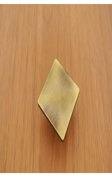 Azimkarhirdavat Nergis Antik Sarı Kulp Düğme 5 Adet Azimkarhirdavat Nergis Antik Sarı Kulp Düğme 5 Adet