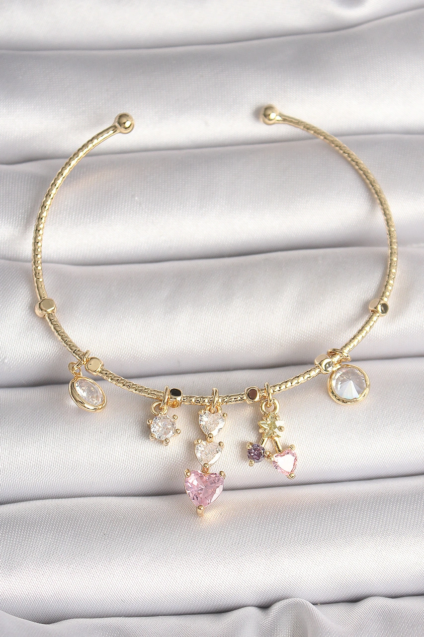 Pirinç Gold Renk Sallantı Zirkon Taşlı Kalp Figür Pembe Kalp Detay Charm Kadın Bileklik Açık Mavi Pirinç Gold Renk Sallantı Zirkon Taşlı Kalp Figür Pembe Kalp Detay Charm Kadın Bileklik Açık Mavi