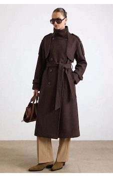 Olcay Dik Yaka Apolet Ve Pelerin Detaylı Oversize Kaban Kahve 3198 Olcay Dik Yaka Apolet Ve Pelerin Detaylı Oversize Kaban Kahve 3198