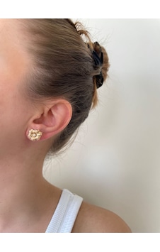 Premium Rose Gold Küçük Çiçek Taşlı Küpe Premium Rose Gold Küçük Çiçek Taşlı Küpe