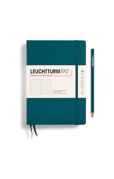 Leuchtturm1917 Not Defteri Orta Boy A5 , Sert Kapak, 251 Numaralandırılmış Sayfa, Noktalı, Pasifik Yeşili Yeşil
