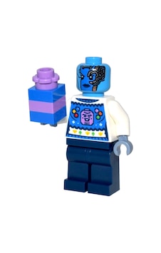 Marvel Guardians Of The Galaxy Holiday Special 2022 Day 9 Nebula And A Piece Of Cake 10 Parça