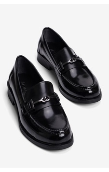 Mubiano Kadın Açma Loafer Metal Aksesuarlı Klasik Günlük Ayakkabı Kolej Siyah Mubiano Kadın Açma Loafer Metal Aksesuarlı Klasik Günlük Ayakkabı Kolej Siyah