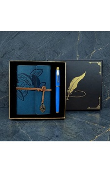 Delux Serisi Masa Üstü Kurumsal Set Kırtasiye Ürünü Metal Kalem Ve Mavi Deri Defter Çok Renkli Delux Serisi Masa Üstü Kurumsal Set Kırtasiye Ürünü Metal Kalem Ve Mavi Deri Defter Çok Renkli