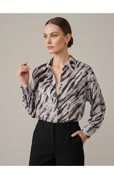 Crystalia Puantiye Detaylı Zebra Desenli Oversize Şık Gömlek / Tunik Siyah - Beyaz Crystalia Puantiye Detaylı Zebra Desenli Oversize Şık Gömlek / Tunik Siyah - Beyaz