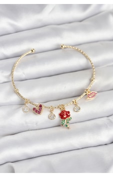 Gül Charmlı Gold Renk Pirinç Kadın Bileklik Gold Renk Çok Renkli Gül Charmlı Gold Renk Pirinç Kadın Bileklik Gold Renk Çok Renkli