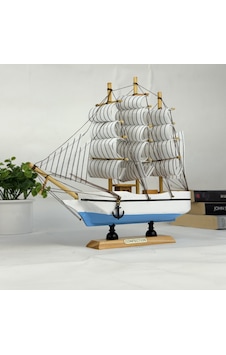 Bakgelal El Yapımı Ahşap Yelkenli Gemi Modeli 24 Cm Ev Ve Ofis Dekoratif Masa Üstü Denizci Temalı Maket - Bga24cmgemi003 Bakgelal El Yapımı Ahşap Yelkenli Gemi Modeli 24 Cm Ev Ve Ofis Dekoratif Masa Üstü Denizci Temalı Maket - Bga24cmgemi003