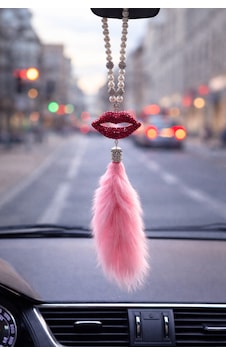 Trm Ayna Süsü Taşlı Tüylü Öpücük Model Pembe 001 Trm Ayna Süsü Taşlı Tüylü Öpücük Model Pembe 001