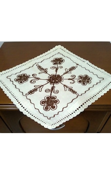 6 Adet Peçete Dantelli El Örme Laseli Peçete (35x35) 6 Adet Peçete Dantelli El Örme Laseli Peçete (35x35)