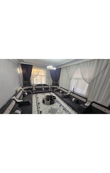 Şık Meclis Şark Seti Model 8 Renkli Şık Meclis Şark Seti Model 8 Renkli