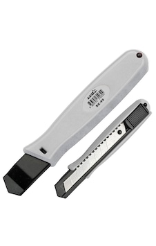 Leo Sx-99 Maket Bıçağı Metal Gövde 18 Mm Leo Sx-99 Maket Bıçağı Metal Gövde 18 Mm