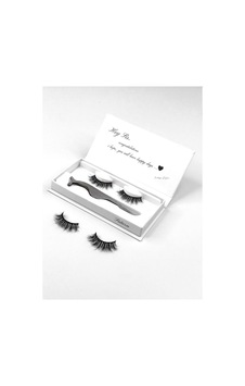 Bride Lashes Saturn