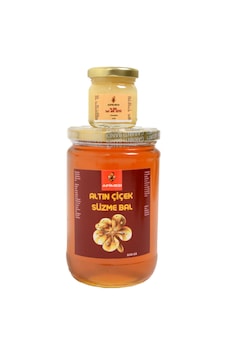 Apimed Altın Çiçek Süzme Bal 850 G + Arı Sütü 40 G Apimed Altın Çiçek Süzme Bal 850 G + Arı Sütü 40 G