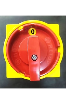 3x40 Amper Kilitlenebilir Aç Kapa Pako Şalter Mt082-40 3x40 Amper Kilitlenebilir Aç Kapa Pako Şalter Mt082-40