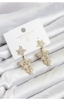 Yıldız Model Gold Renk Zirkon Taşlı Küpe Renkli Yıldız Model Gold Renk Zirkon Taşlı Küpe Renkli